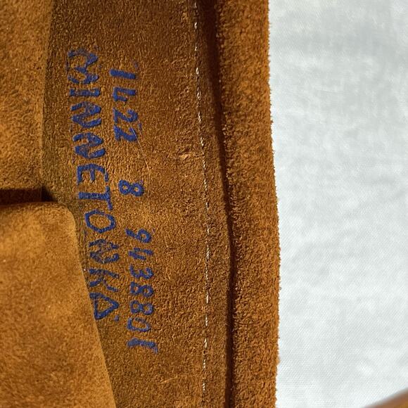 Minnetonka Suede Fringe Boot 8 NWOT - Picture 4 of 5